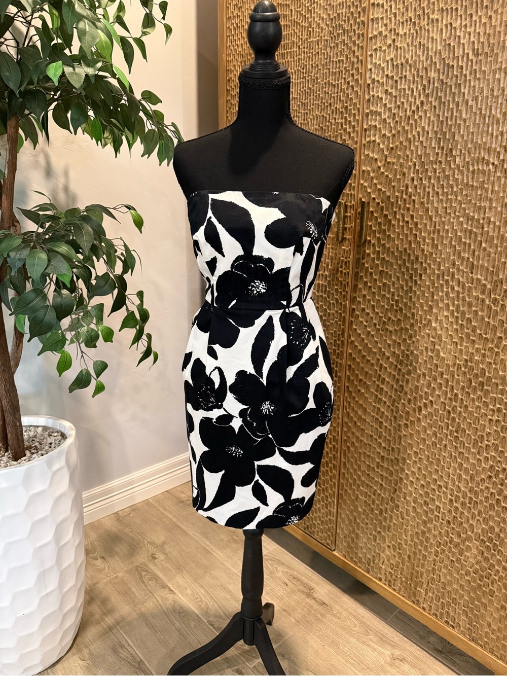 Express Black and White Strapless Floral Sheath Dress, Satin lined